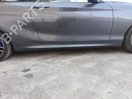 Used Right sideskirt Right sideskirt 38733044 38733044
