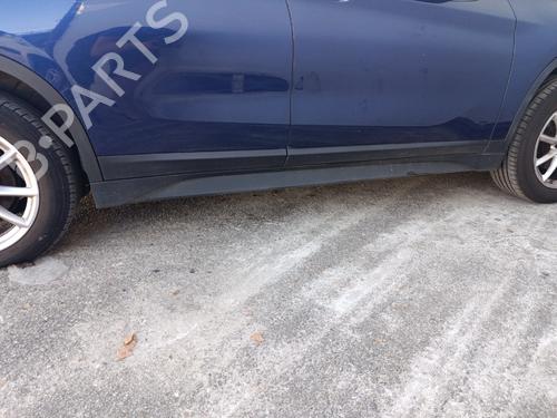 Used Right sideskirt Right sideskirt 38758323 38758323
