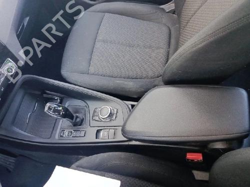 Used Armrest / Center console Armrest / Center console 38874526 38874526