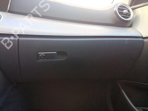 Used Glove box Glove box 38958990 38958990