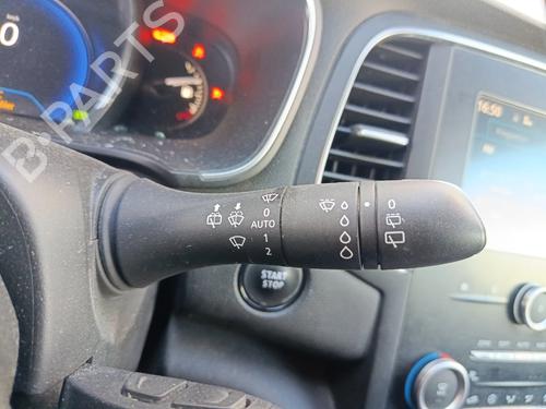 squib-airbag-renault-megane-iv-grandtour-k9amn_-2016-39077821 main image