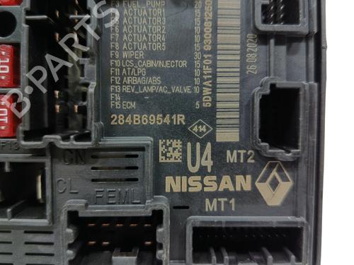Fuse box RENAULT CLIO V (B7_) 1.5 Blue dCi 85 (B7AG) | BP39685704E1 - Image 3
