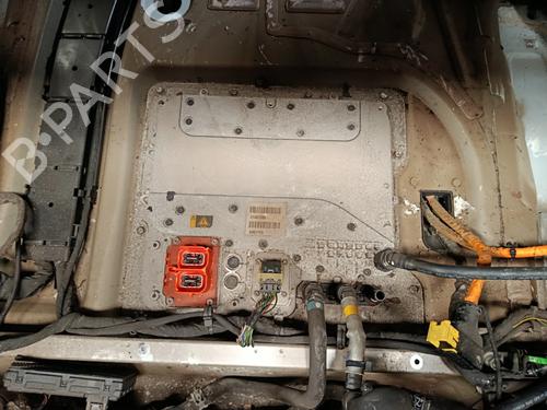 Used Inverter/Converter Inverter/Converter VOLVO V60 I Estate Van (155) 2.4 D5 (215 hp) 39689356 39689356