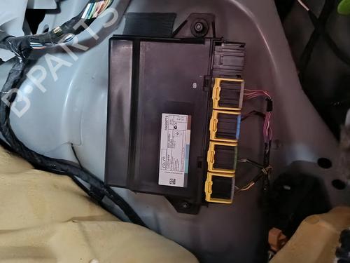 Used Electronic module Electronic module VOLVO V40 Hatchback (525) D3 (150 hp) 39689358 39689358