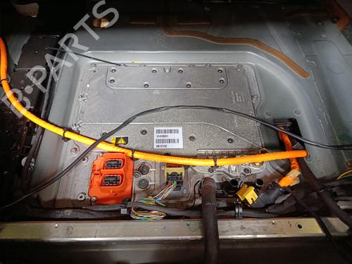 Used Inverter/Converter Inverter/Converter VOLVO V60 I Estate Van (155) 2.4 D5 (215 hp) 39689359 39689359