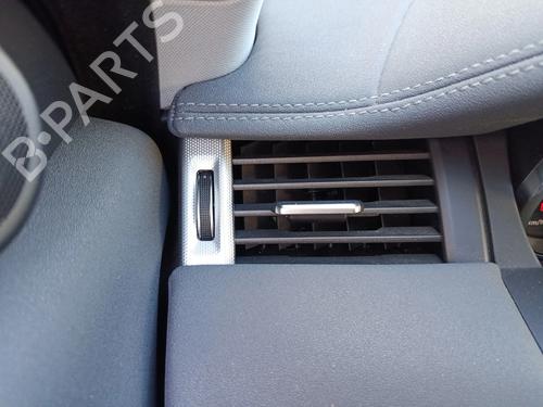 air-vent-land-rover-range-rover-evoque-van-l538-2011-2012-2013-2014-2015-2016-2017-2018-2019-39723320 main image