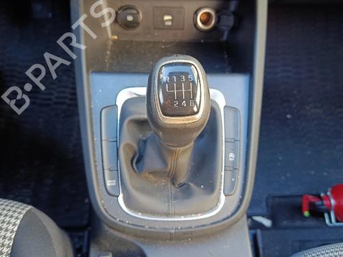 Used Shift knob Shift knob HYUNDAI KONA (OS, OSE, OSI) 1.6 CRDi Hybrid 48V (136 hp) 39884098 39884098