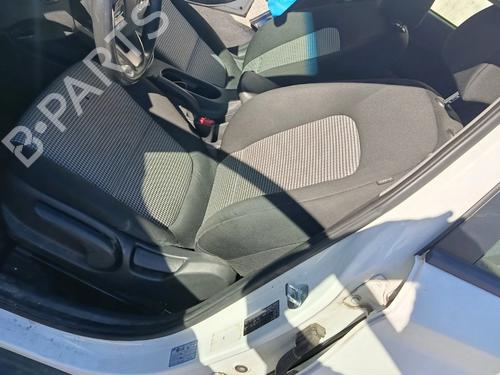 Used Left front seat Left front seat HYUNDAI KONA (OS, OSE, OSI) 1.6 CRDi Hybrid 48V (136 hp) 39884152 39884152