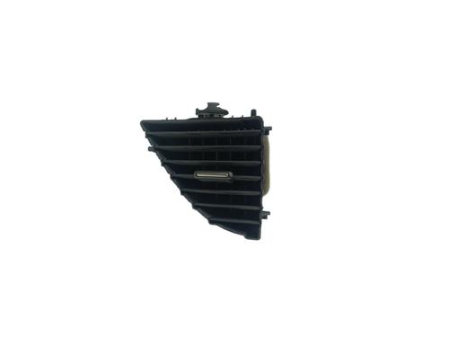 Used Air vent Air vent SEAT LEON (5F1) 1.4 TSI (125 hp) 33204902 33204902
