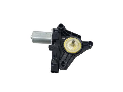 Used Right rear window motor Right rear window motor VOLVO V40 Hatchback (525) D3 (150 hp) 40196575 40196575