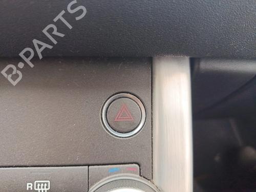 warning-switch-land-rover-range-rover-evoque-l538-2011-2012-2013-2014-2015-2016-2017-2018-2019-40499949 main image