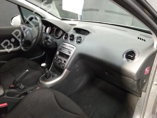 Rear right quarter glass PEUGEOT 308 SW I (4E_, 4H_) 1.6 HDi | BP14370970C92 