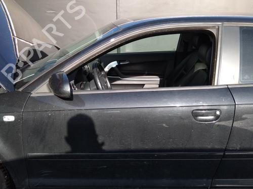 Venstre foran invendig håndtak AUDI A3 (8P1) 1.9 TDI | BP4816424I13 