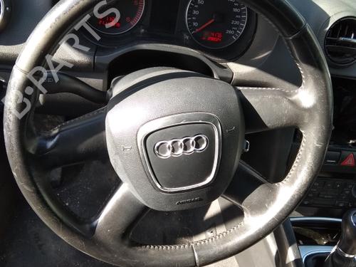 Venstre foran invendig håndtak AUDI A3 (8P1) 1.9 TDI | BP4816424I13 