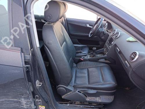 Venstre bak invendig håndtak AUDI A3 (8P1) 1.6 TDI | BP18075069I15 