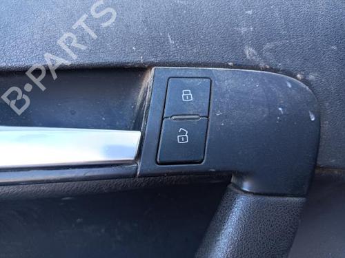 Venstre bak invendig håndtak AUDI A3 (8P1) 1.6 TDI | BP18075069I15 