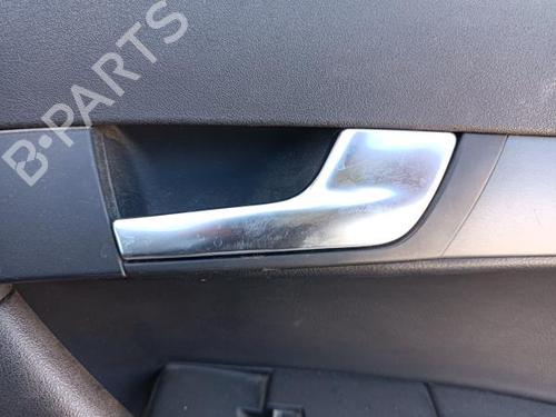 Venstre bak invendig håndtak AUDI A3 (8P1) 1.6 TDI | BP18075069I15 