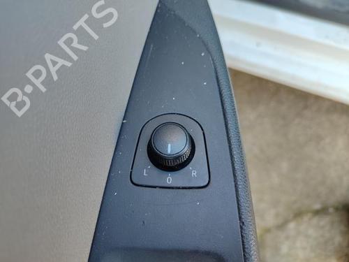 Venstre foran invendig håndtak SEAT LEON (5F1) 1.6 TDI | BP21687208I13 