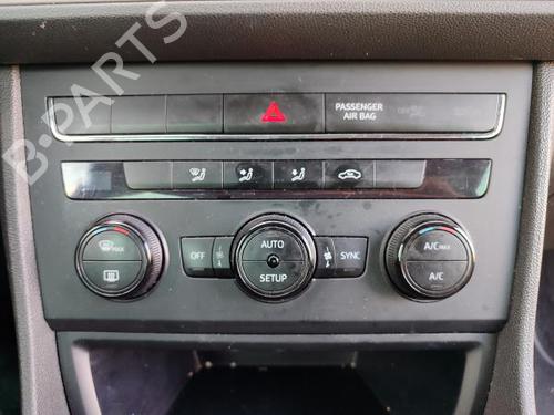 Venstre foran invendig håndtak SEAT LEON (5F1) 1.6 TDI | BP21687208I13 