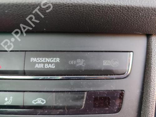 Venstre foran invendig håndtak SEAT LEON (5F1) 1.6 TDI | BP21687208I13 