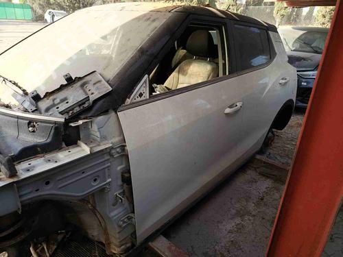 Used Left front door Left front door SSANGYONG TIVOLI [2015-2026] 36642645 36642645