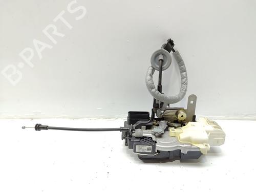 Used Rear right lock VOLVO V40 Hatchback (525) D3 (150 hp) 19647069