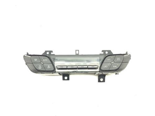 climate-control-toyota-c-hr-_x1_-2016-33938962 main image