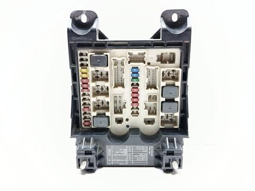 Used Fuse box RENAULT LAGUNA III (BT0/1) 2.0 dCi (BT01, BT08, BT09, BT0E, BT0K, BT12, BT1C, BT1D,... (150 hp) 32385089