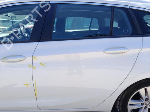 Dør venstre bagtil Dør venstre bagtil OPEL ASTRA K Sports Tourer (B16) 1.6 CDTi (35) (110 hp) 35964103 35964103