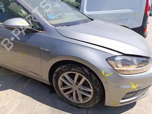 Used Right front fenders VW GOLF VII (5G1, BQ1, BE1, BE2) [2012-2021]  28523568