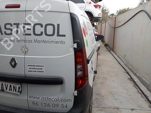 Używane Drzwi tylne prawe RENAULT EXPRESS Box Body/MPV [2021-2025]  30699236