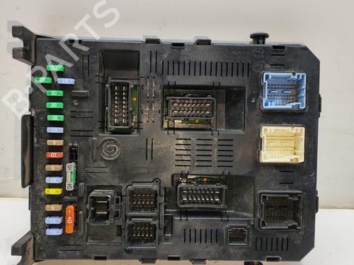 Used Fuse box PEUGEOT 307 SW (3H) [2002-2009]  31339588