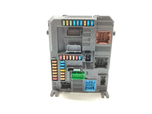 Used Fuse box PEUGEOT 308 II (LB_, LP_, LW_, LH_, L3_) [2013-2021]  19789285