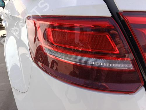 Feu arrière gauche Feu arrière gauche AUDI A3 Sportback (8VA, 8VF) 2.0 TDI (150 hp) 33939018 33939018