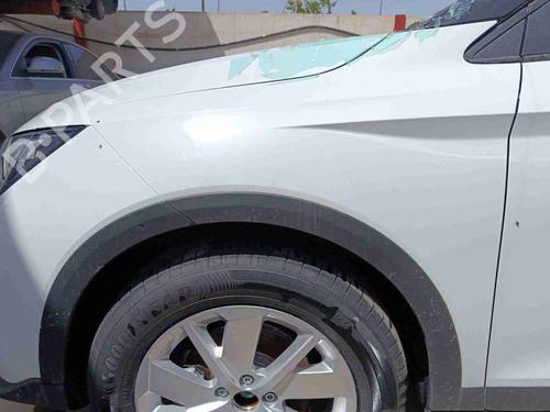 left-front-fenders-seat-arona-kj7-kjp-2017-36674731 main image