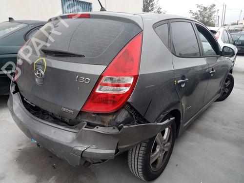 Engine control unit (ECU) HYUNDAI i30 (FD)  | BP19804445M57