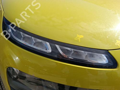 Clignotant avant droit CITROËN C4 CACTUS 1.2 VTi 82 (82 hp) 33183105