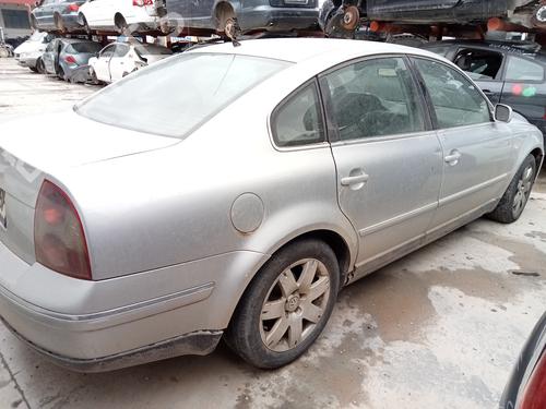 Engine control unit (ECU) VW PASSAT B5.5 (3B3)  | BP18674559M57 