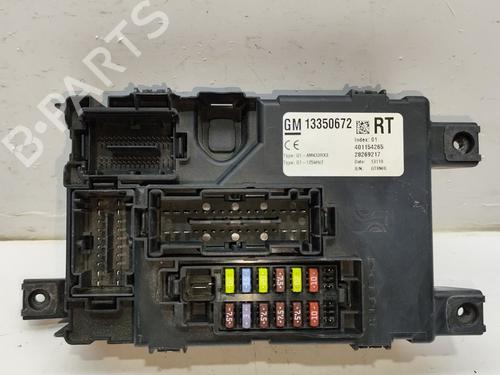 Used Fuse box OPEL CORSA D (S07) 1.3 CDTI (L08, L68) (75 hp) 25798763