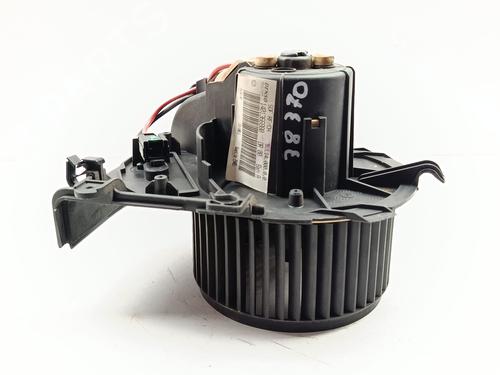 Used Heater blower motor PEUGEOT EXPERT Van (VF3A_, VF3U_, VF3X_) [2007-2026]  31664909