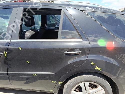 Used Left rear door Left rear door MERCEDES-BENZ M-CLASS (W164) ML 320 CDI 4-matic (164.122) (224 hp) 35756440 35756440