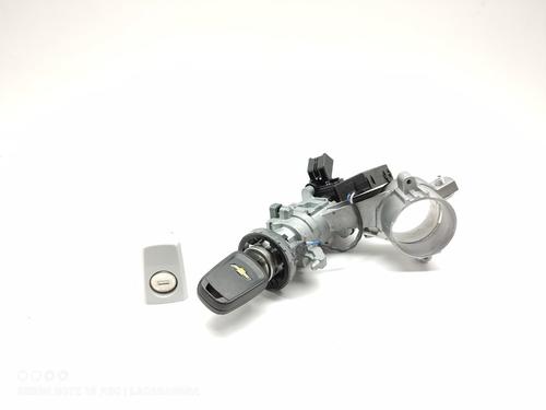 Used Ignition barrel CHEVROLET AVEO Hatchback (T300) 1.4 (101 hp) 21678665