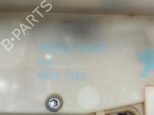 Front right lock PEUGEOT 208 I (CA_, CC_) 1.4 VTi | BP17571896C97 
