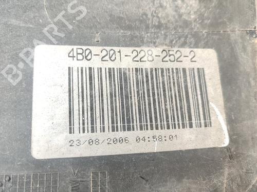 Front bumper VOLVO V50 (545) 1.6 D | BP16506621C7 