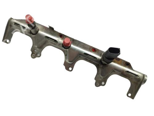 Einspritzleiste für VW PASSAT B6 Variant (3C5) [2005-2011]  21013403