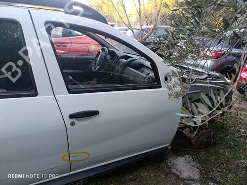 Right front door DACIA DUSTER (HM_) 1.6 SCe 115 (HMM1) 801006719R |