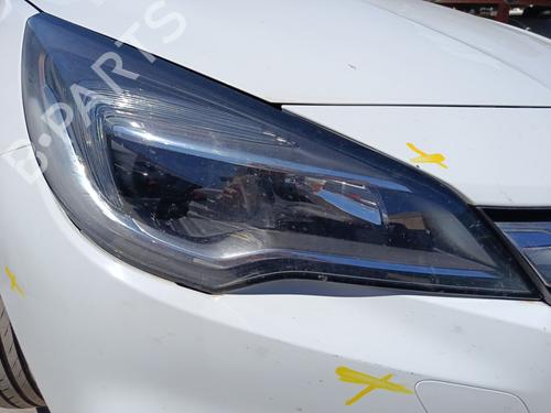 Used Right headlight Right headlight OPEL ASTRA K Sports Tourer (B16) 1.6 CDTi (35) (110 hp) 35964097 35964097