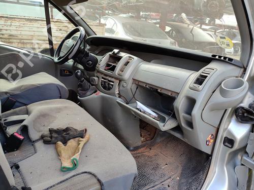 Engine control unit (ECU) NISSAN PRIMASTAR Van (X83) 2.5 dCi 150 | BP27190469M57 