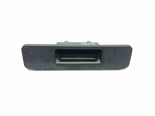 Used Tailgate handle Tailgate handle MERCEDES-BENZ A-CLASS (W176) A 200 (176.043) (156 hp) 40599636 40599636
