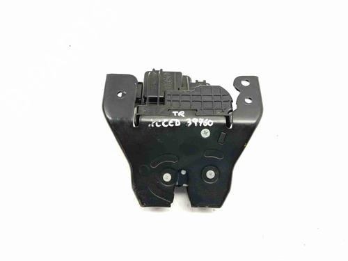 tailgate-lock-kia-xceed-cd-2019-35813227 main image